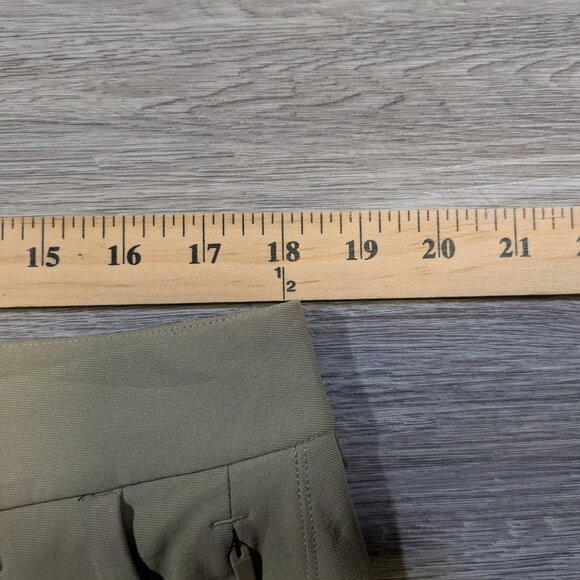lululemon athletica Tan Athletic Shorts - Picture 8 of 10